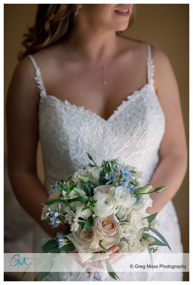 Jiminy Peak Wedding-5 Bride with flowers