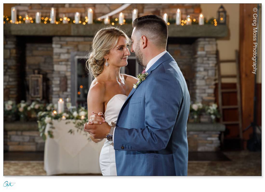 Kelly and Andy's Wedding at Stratton Mountain Resort (photography) - Todd  Stoilov / Still \u0026 Motion, image size:1100x795