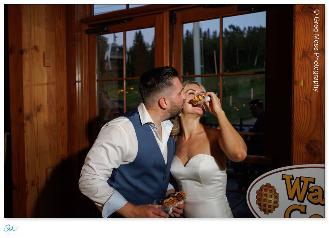 Stratton Mountain Wedding-25 The Waffle Cabin at Stratton Mountain